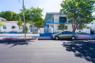 7717 Byron Ave 1