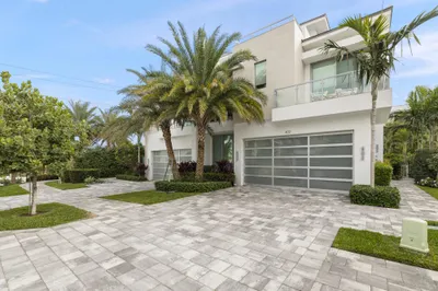 402 Ocean One Lane 1