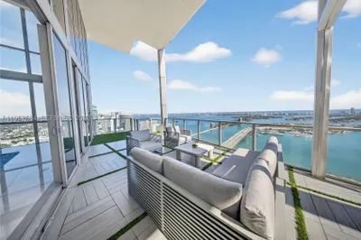1100 Biscayne Blvd #5306 1