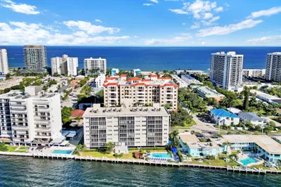 Direct Intracoastal views