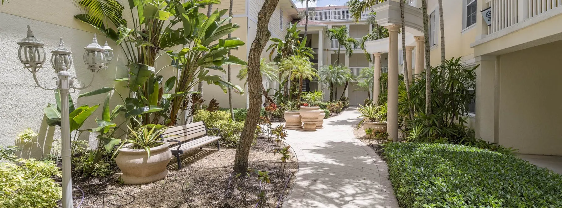Just Listed | Stunning in Somerset | 224 Murcia Drive #113