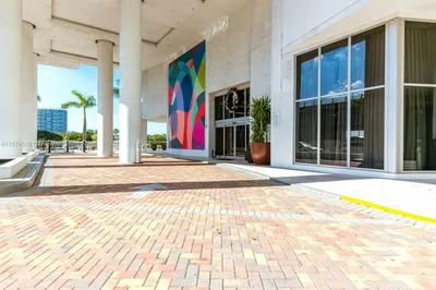 4010 S Ocean Dr #T4109 1
