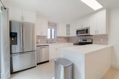 701 Waterview Drive 1
