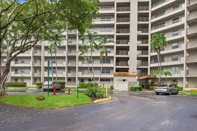 3940 Inverrary Boulevard #603-a 1