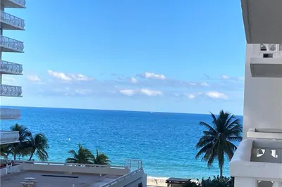 4010 N Galt Ocean Drive #414 1