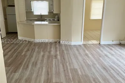 9390 E Bay Harbor Dr #10 1