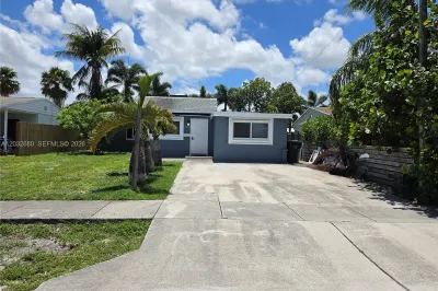 5225 NE 4th Ave 0 1