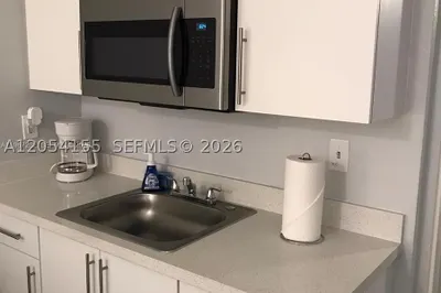 26 Diplomat Pkwy #2215 1