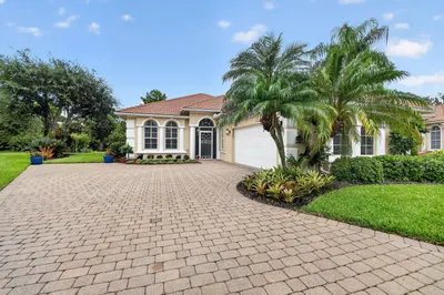 4577 NW Red Bay Circle 1