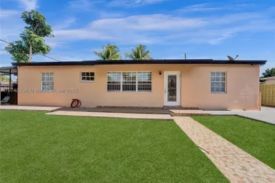 15831 NW 29th Ave 1