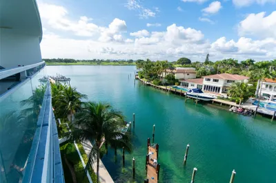 9400 W Bay Harbor Drive #503 1