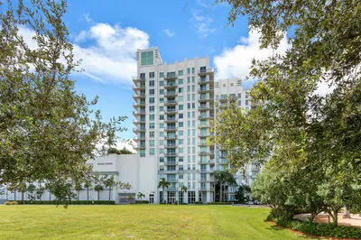 300 S Australian Avenue #1520 1