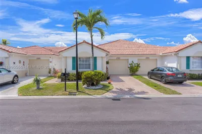 15465 Lake Magnolia Place 1