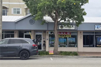36 SE Ocean Boulevard 1