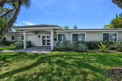 88 SW 10th Drive 1