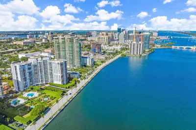 1701 S Flagler Drive #1605 1