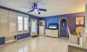 81 Farnham D Photo