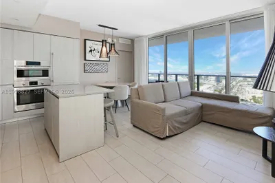 4010 S Ocean Dr #T4004 1