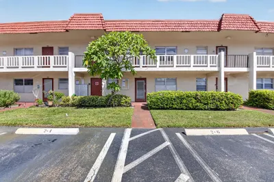 2 Abbey Lane #205 1