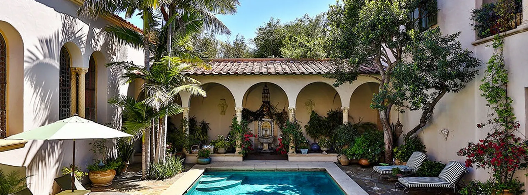 One Fine Pool Along With This Mansion