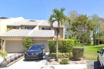 1989 Canterbury Circle 1