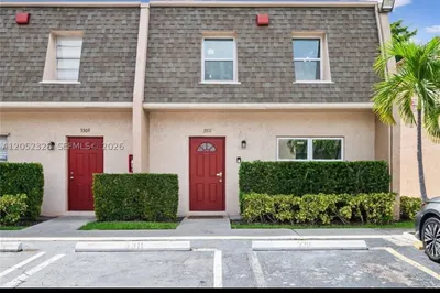 3311 Mallard Close #51 1