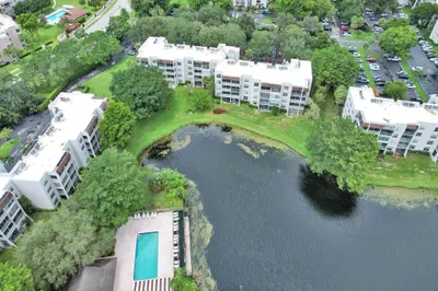 9340 Lagoon Place #309 1