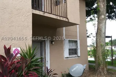 1761 NW 96th Ter #3H 1