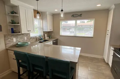 101 Mockingbird Lane #101 1
