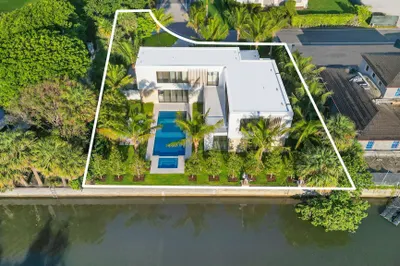 2291 Ibis Isle Road E