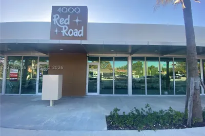 4000 SW 57th Ave 1