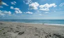 200 Beach Rd #701 Photo
