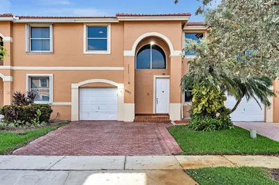 Welcome to 2297 NW 160th Ter, Pembroke Pines