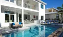 1050 SE Faulkner Ter Terrace Photo