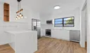 705 E 9th Ln Photo