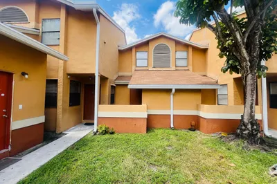 2491 NW 56th Avenue #103 1