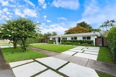 9851 SW 85th Ter 1