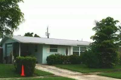 5807 Sullivan Road 1