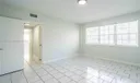 1940 Bay Dr #10 Photo
