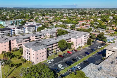 4211 NW 41st Street #205 1