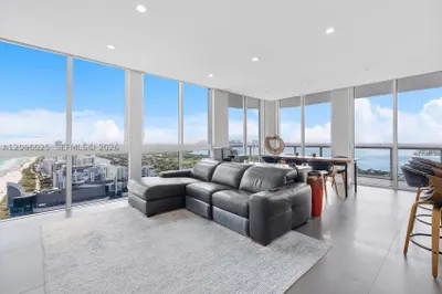 6365 Collins Ave #4307 1