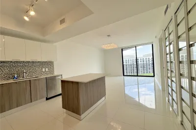 5300 Paseo Blvd #1805 1