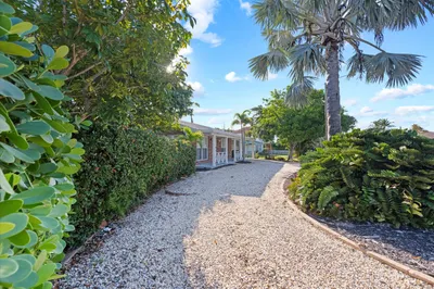 430 Neptune Road 1