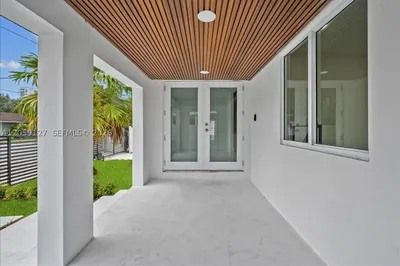3389 NW 14th Ave 1