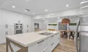 220 Hampton Ln Photo