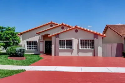 13755 SW 19th Ter 0 1