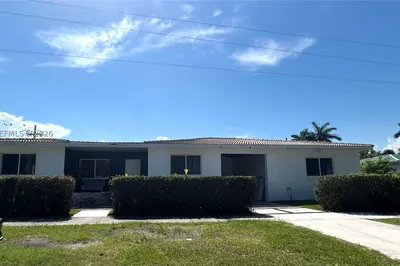 580 Lee Dr 1