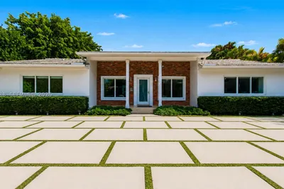 530 Sabal Palm Rd 1
