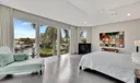 721 NE Lakeview Terrace Photo
