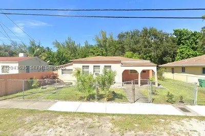 111 NW 64th St 1